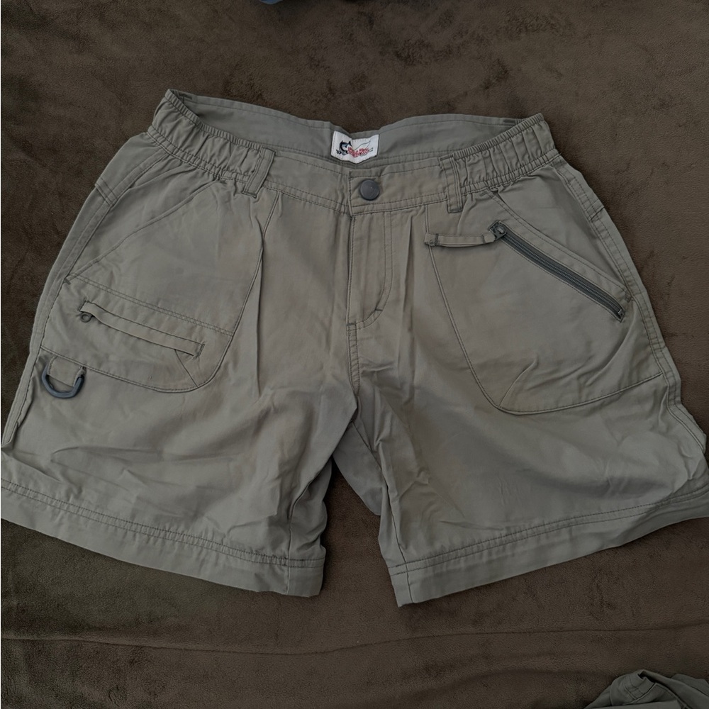 Woman’s green Cargo Shorts
